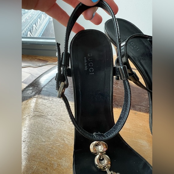 Vintage Gucci Heals - Picture 2 of 4